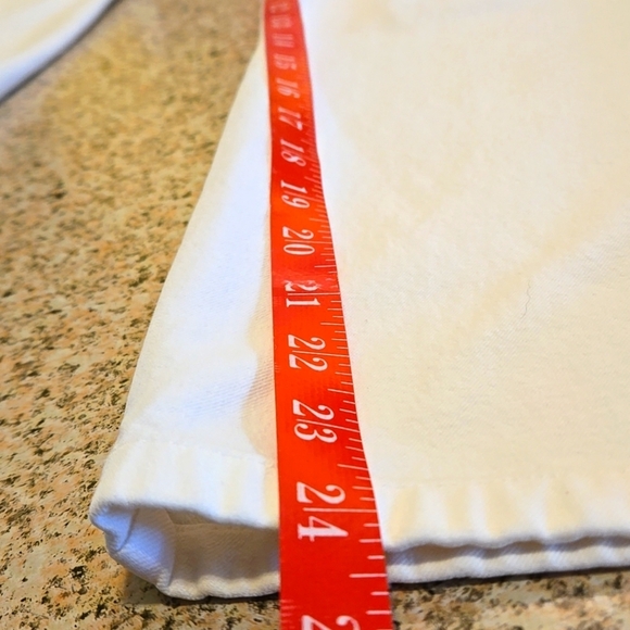 Chico's Size 2 Straight Leg White Denim Jeans Capris 4-pocket Women size 12 (M) - Picture 10 of 16